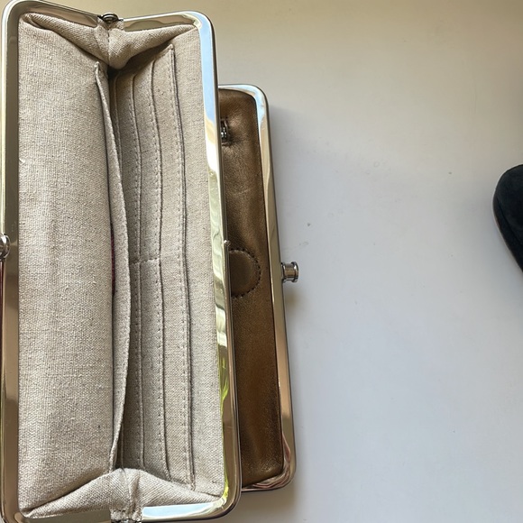 Hobo Vintage Leather Double Frame Clutch Wallet - Picture 3 of 7